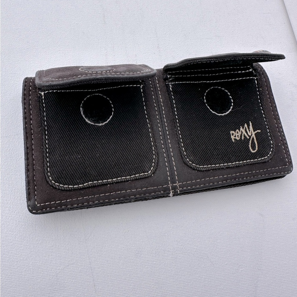 1990’s Roxy bifold wallet - Picture 5 of 12